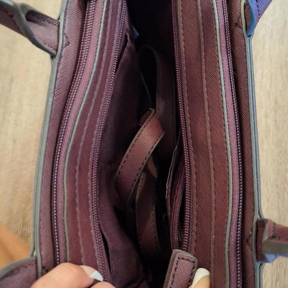 Stylish Geometric Pattern Handbag - image 2